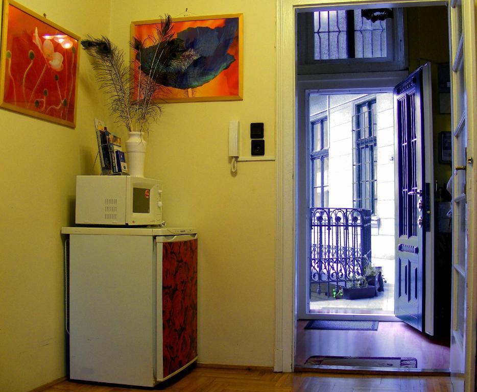 Firstapartments Inn City Center Budapeste Quarto foto